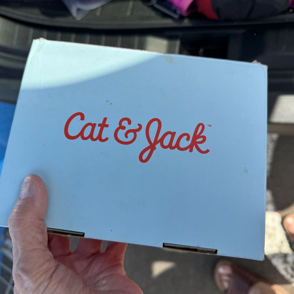 Cat & Jack size 8 brown boys shoes new in box